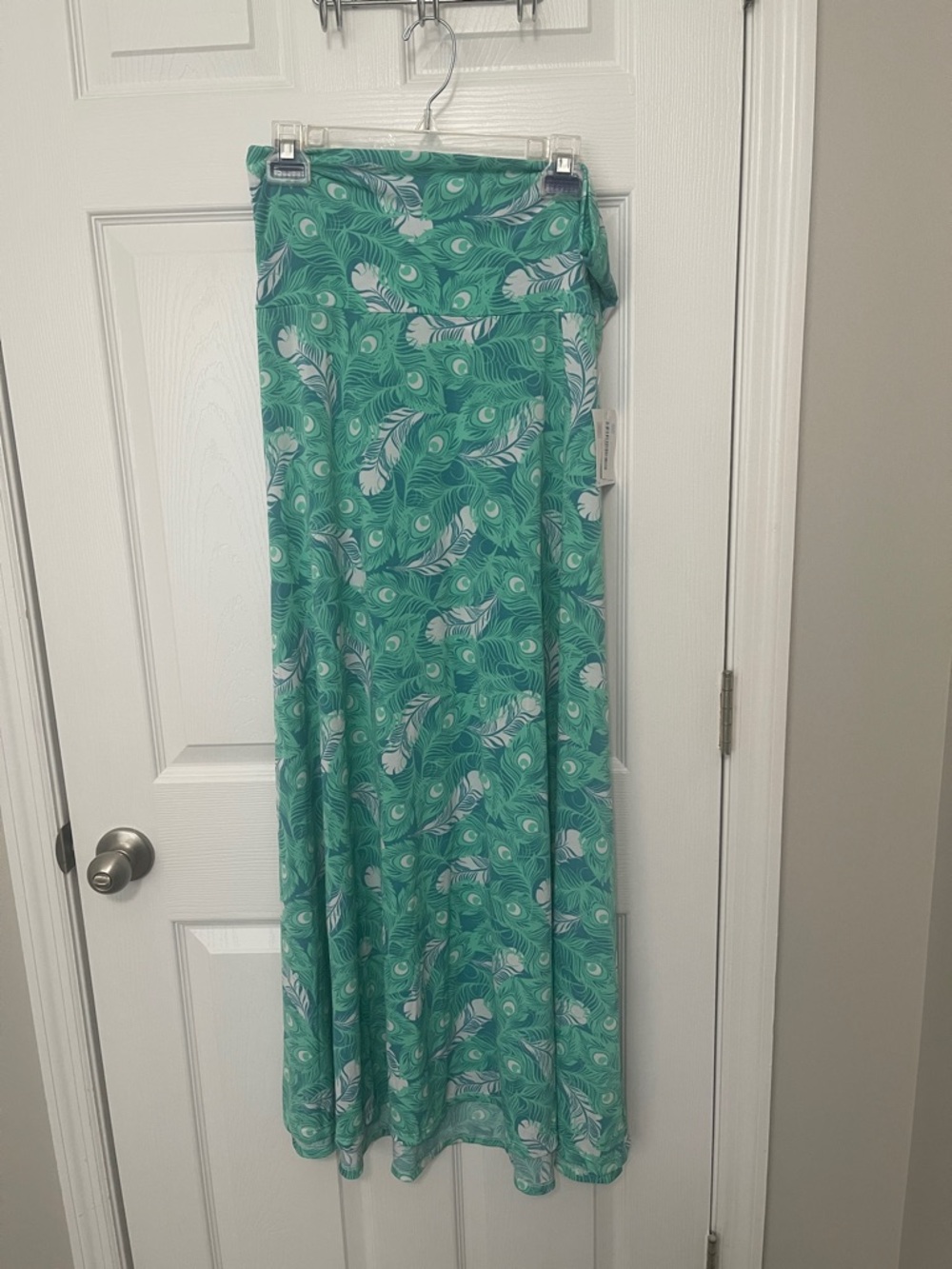 LuLaRoe Green Peacock Feather Maxi Skirt